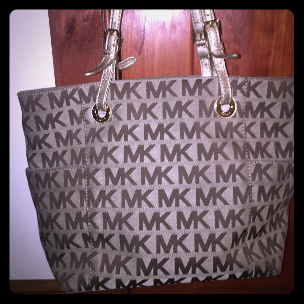 Michael Kors Purse